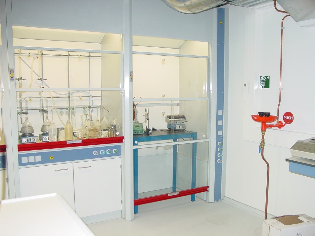 WALK-IN Fume Hoods